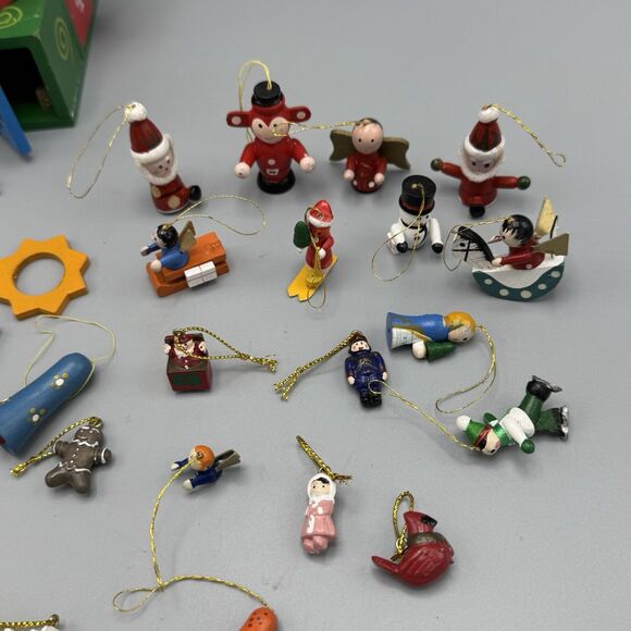 Kurt Adler Wood Gift Tower Tree Advent Calendar Star 13" Tall 25 Mini Orn READ - Picture 10 of 15